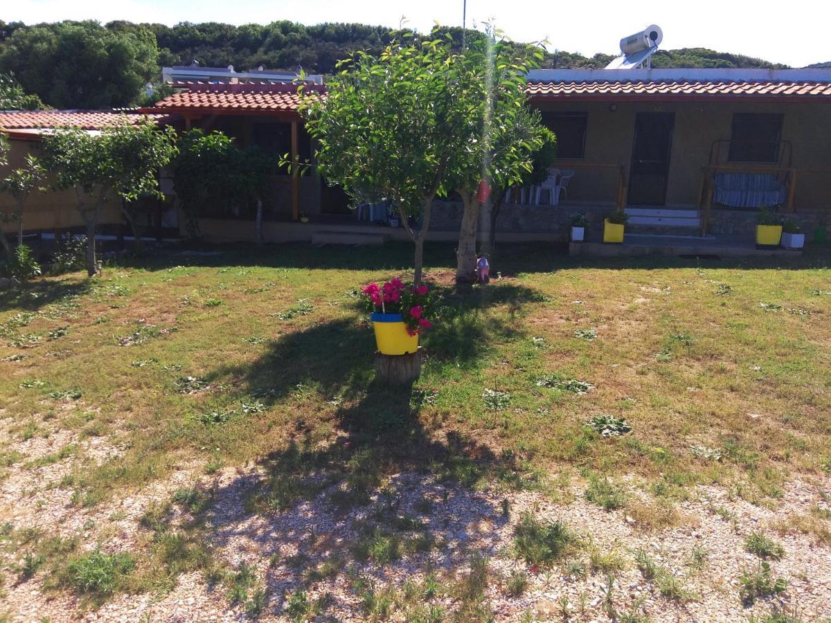 Farma Giannis Apartment Sarti Bagian luar foto