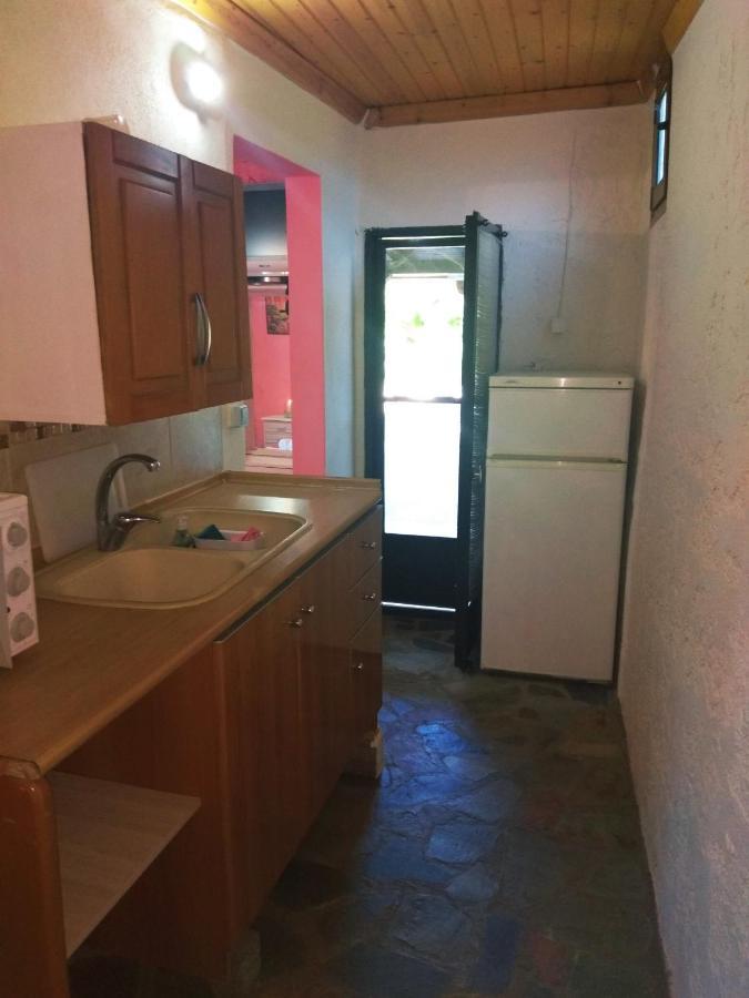 Farma Giannis Apartment Sarti Bagian luar foto