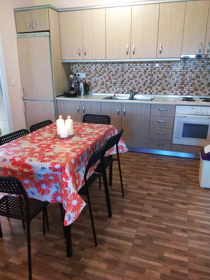 Farma Giannis Apartment Sarti Bagian luar foto