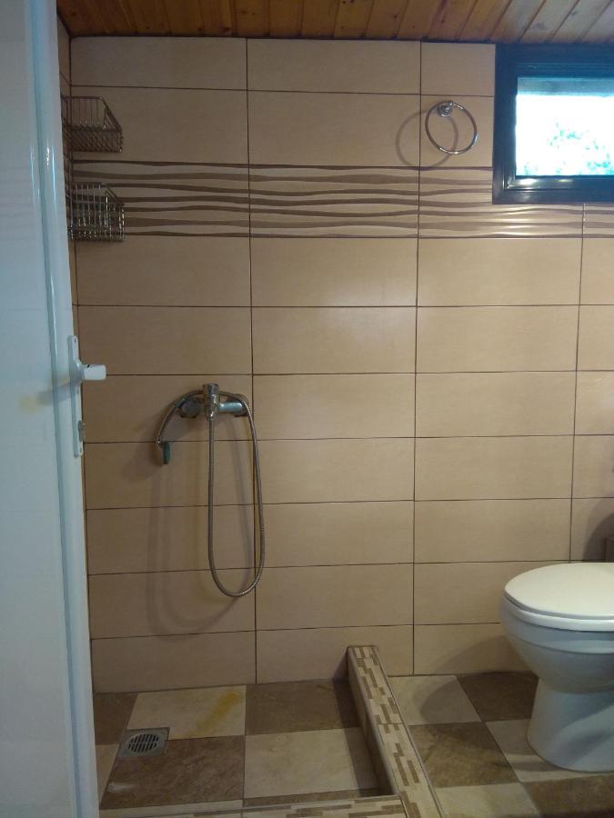 Farma Giannis Apartment Sarti Bagian luar foto