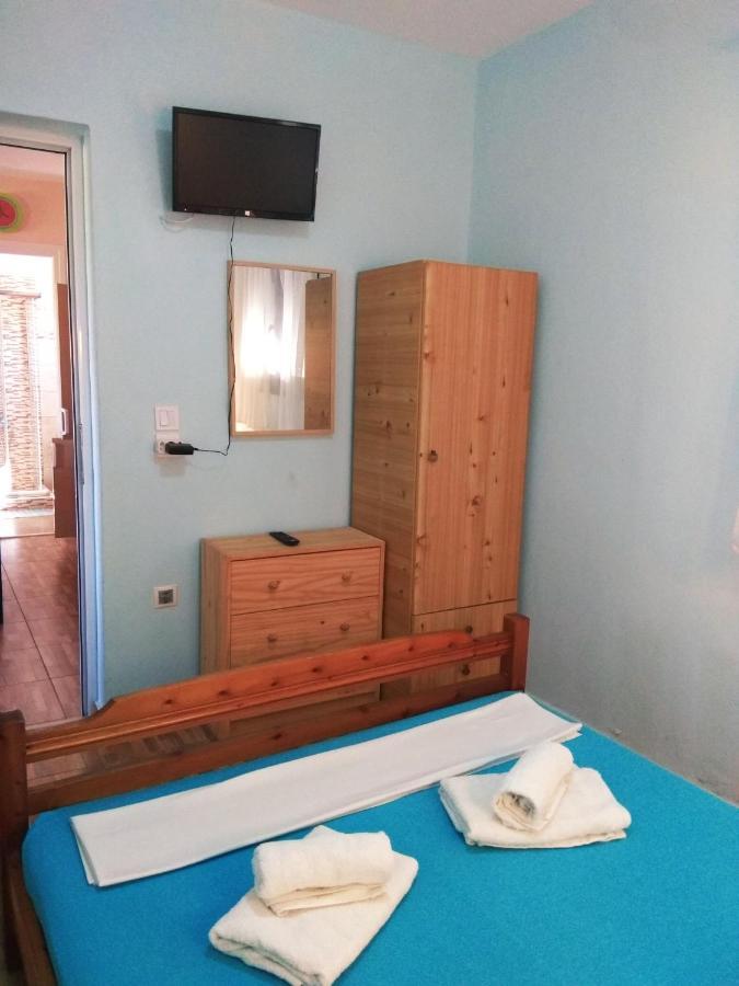 Farma Giannis Apartment Sarti Bagian luar foto